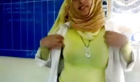 کتانا همسر ناراضی کمبت عكس سكسى كس ، کیران لی را بار می آورد