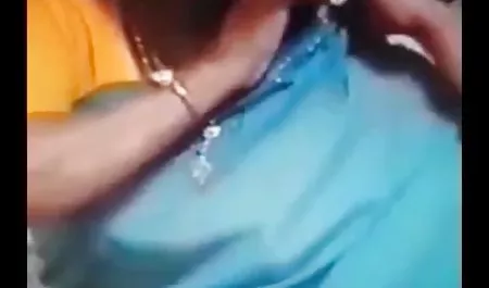 این مربی عكس سكسي كس مشتری ضعیف باشگاه ورزشی را مجبور کرد